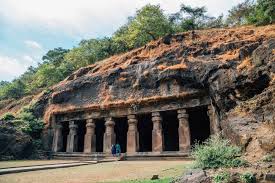 Elephanta Caves in India – Rock-Cut Temples near Mumbai