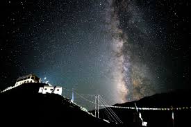 Stargazing trip with Safe Travel under clear night skies in India