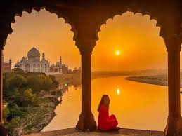 secret sunrise viewpoints of India early morning scenic view